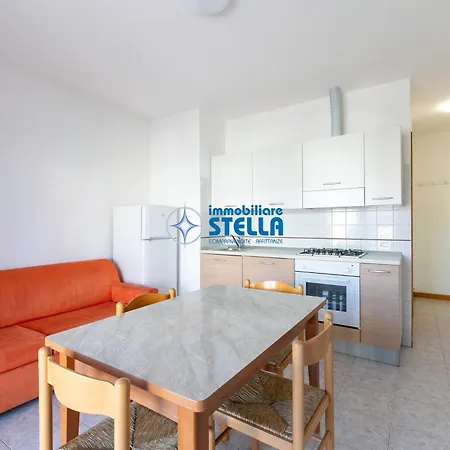 Adriatica Apartman *