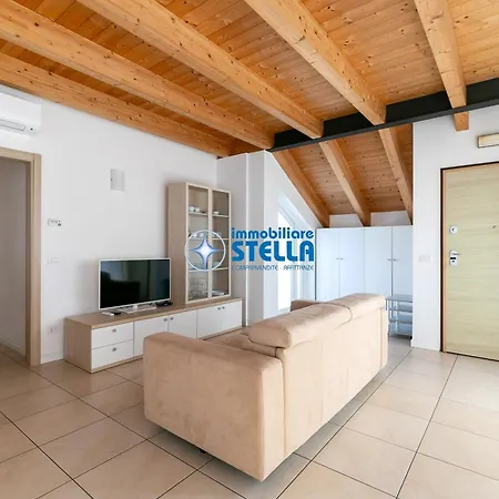 Adriatica Apartman *